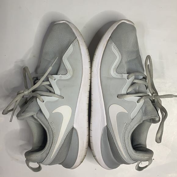 Nike Tessen Women’s Walking Casual Gray White Shoes Sneakers S-140 Size 7.5 - Picture 6 of 8